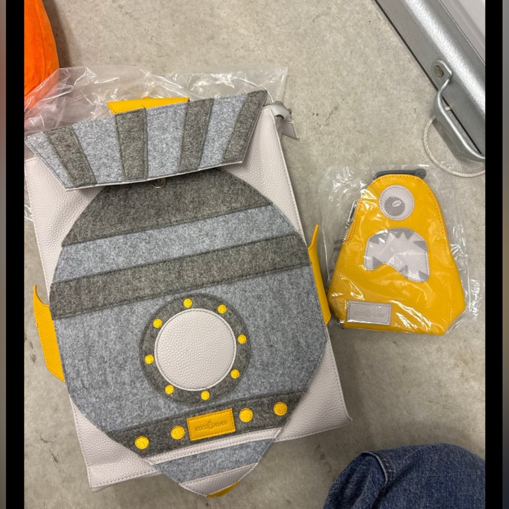 Coco village rocket adventure kids boys gray  Yellow Felt backpack w Pencil pen